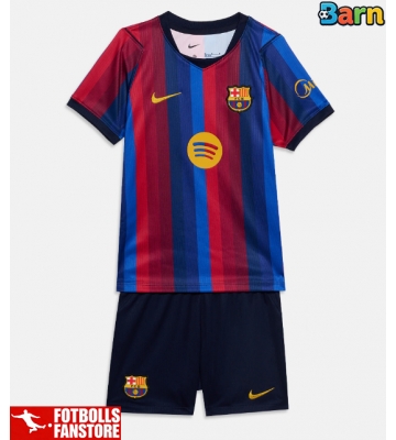 Barcelona Hemmatröja Barn 2026-27 Kortärmad (+ Korta byxor)